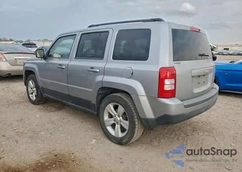 2015 Jeep Patriot Latitude z USA, uszkodzony, nr VIN 1C4NJPFB1FD241524